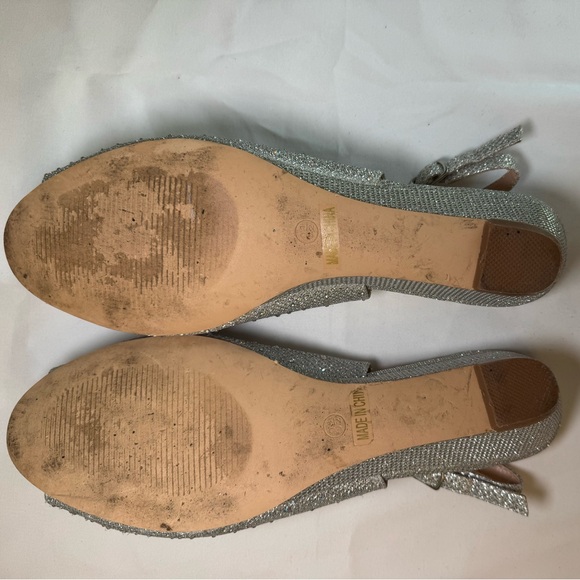 L Lorraine Bonnie Silver Dress Shoes - Picture 7 of 11